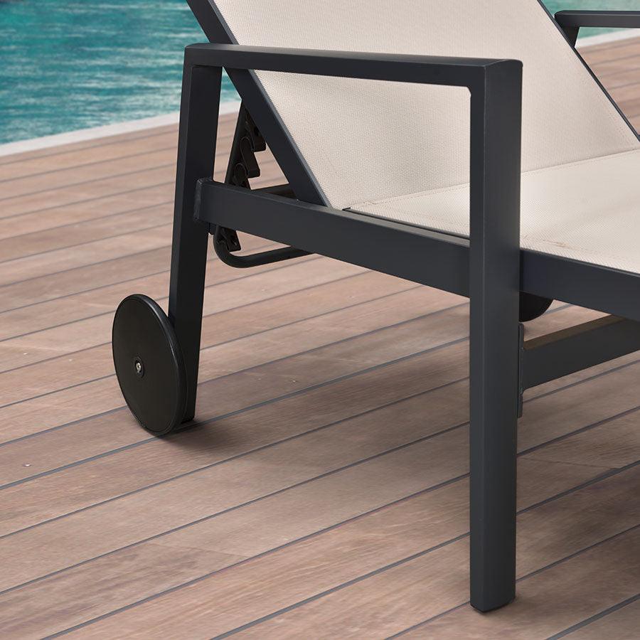 PURPLE LEAF Aluminum Outdoor Chaise Lounge with Wheels and Armrests for Pool Backyard Beach
