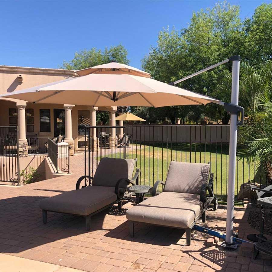 Clearance - PURPLE LEAF OPEN BOX Large Round Patio Cantilever Umbrella for Deck, Pool, Backyard