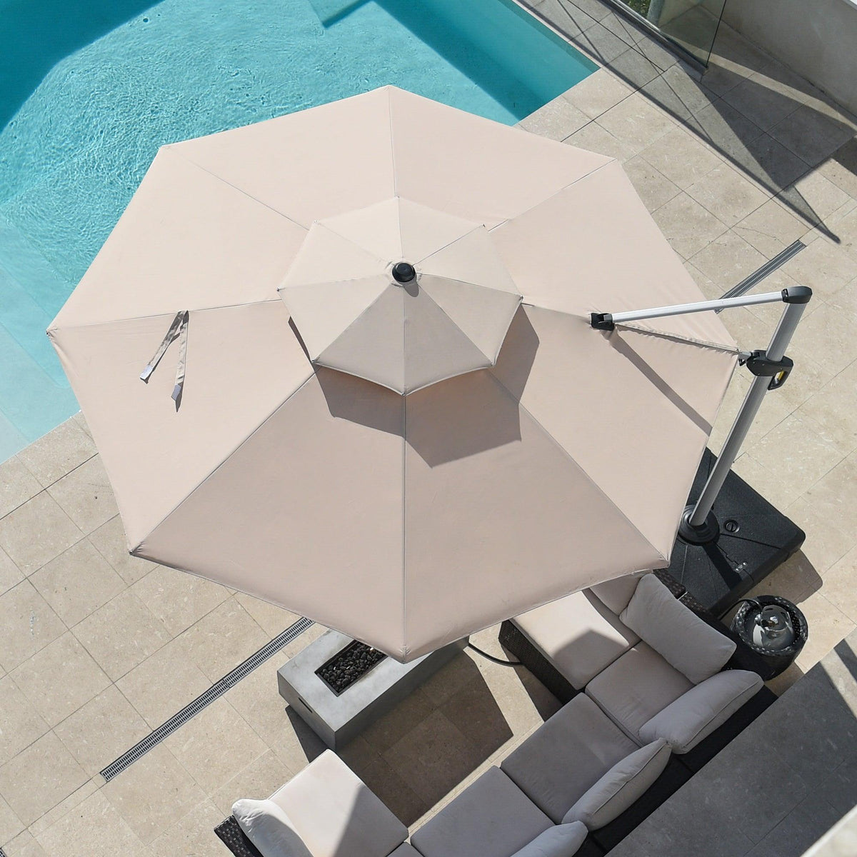 Clearance - PURPLE LEAF OPEN BOX Large Round Patio Cantilever Umbrella for Deck, Pool, Backyard