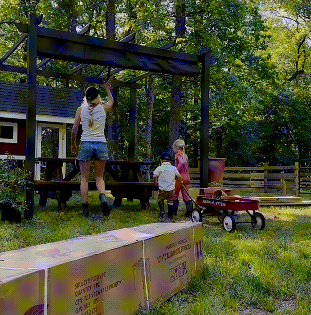 PURPLE LEAF Outdoor Pergola with Retractable Canopy Aluminum Shelter for Porch Garden  Beach Shade Pavilion Pergola Modern Backyard Deck